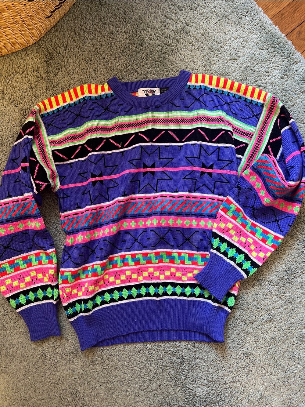 Head Purple Neon Abstract Geometric Crewneck Sweater S